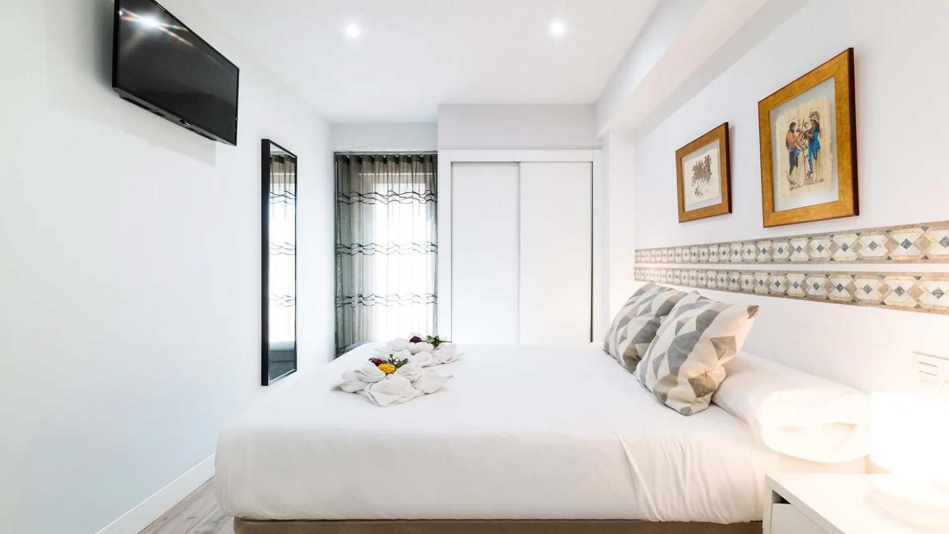 Oasis Centro De Granada Apartment