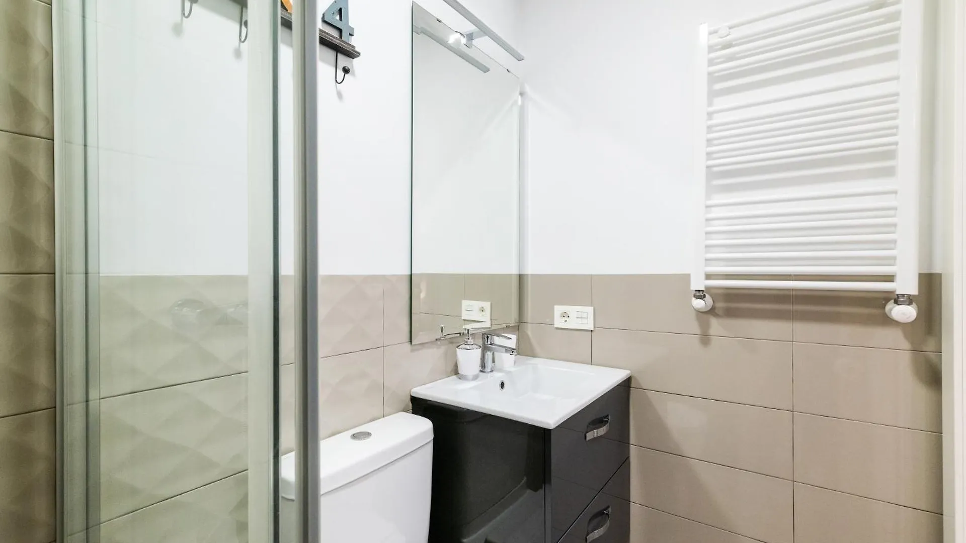 Oasis Centro De Granada Apartment 0*,  Spain